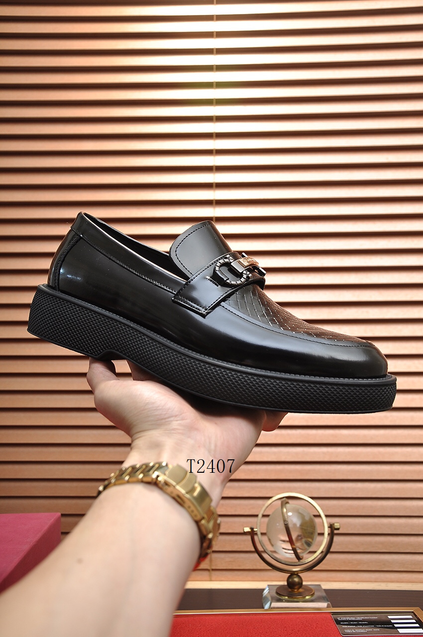 Ferragamo sz38-44 141